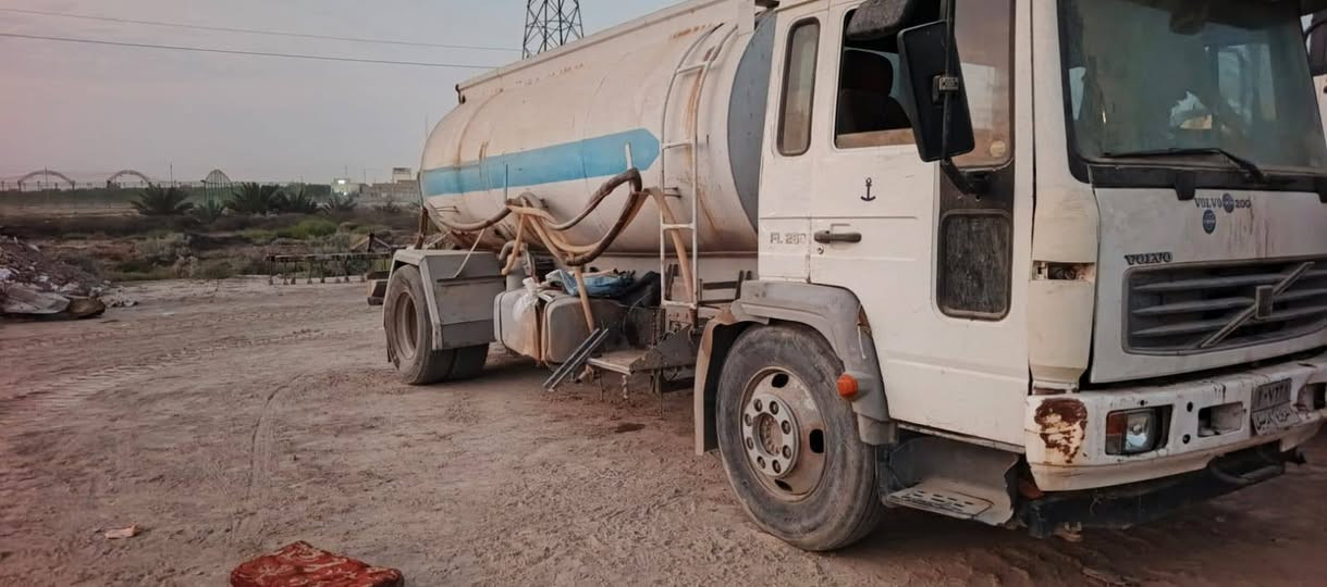 تنكر ماء • فالفو • ٢٠٠٣