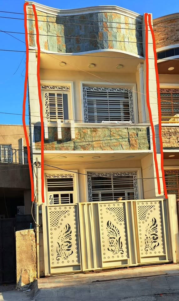 سلام عليكم باب جديد مستخدم شي قليل معروض للبيع بسعر مناسب ‭***********‬
