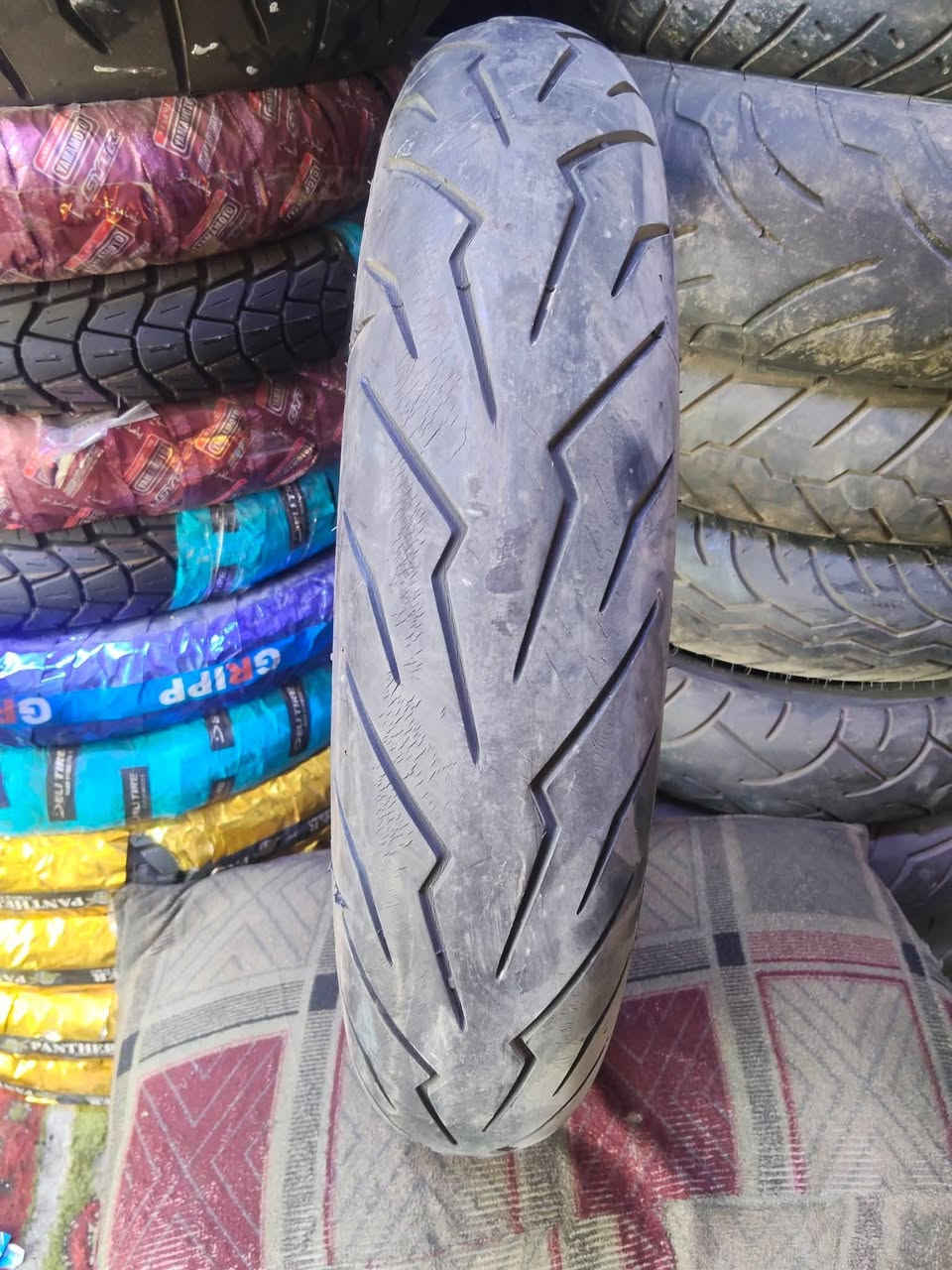 تايرات • 190/55/17 • توصيل مجاني