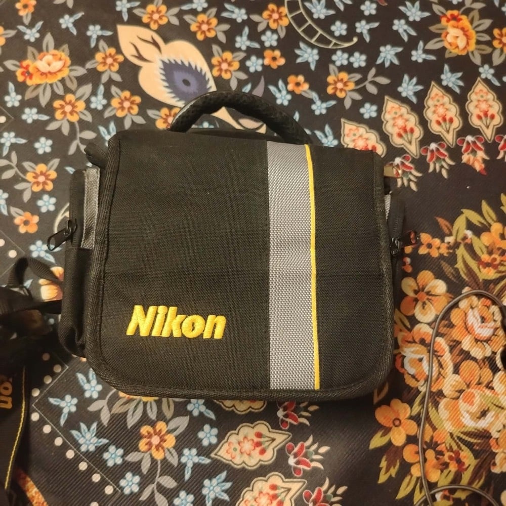 نيكون D3100 • ما تشتغل • مع عدسة