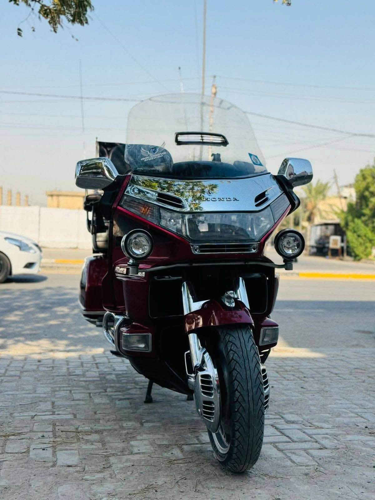 سلام عليكم كولدن موديل ١٩٩٤ رقم بغداد بسمي
بجم محدث ٢٠٠٠ داينمو رياضي 
دراجه كفاله جك بك مكينه كفاله 
نقص برغي مابيهة
مكان دوره شارع ٦٠    ***********
سعر 36 وبيهة مجال بسيط الموشراي لا يتعبني
