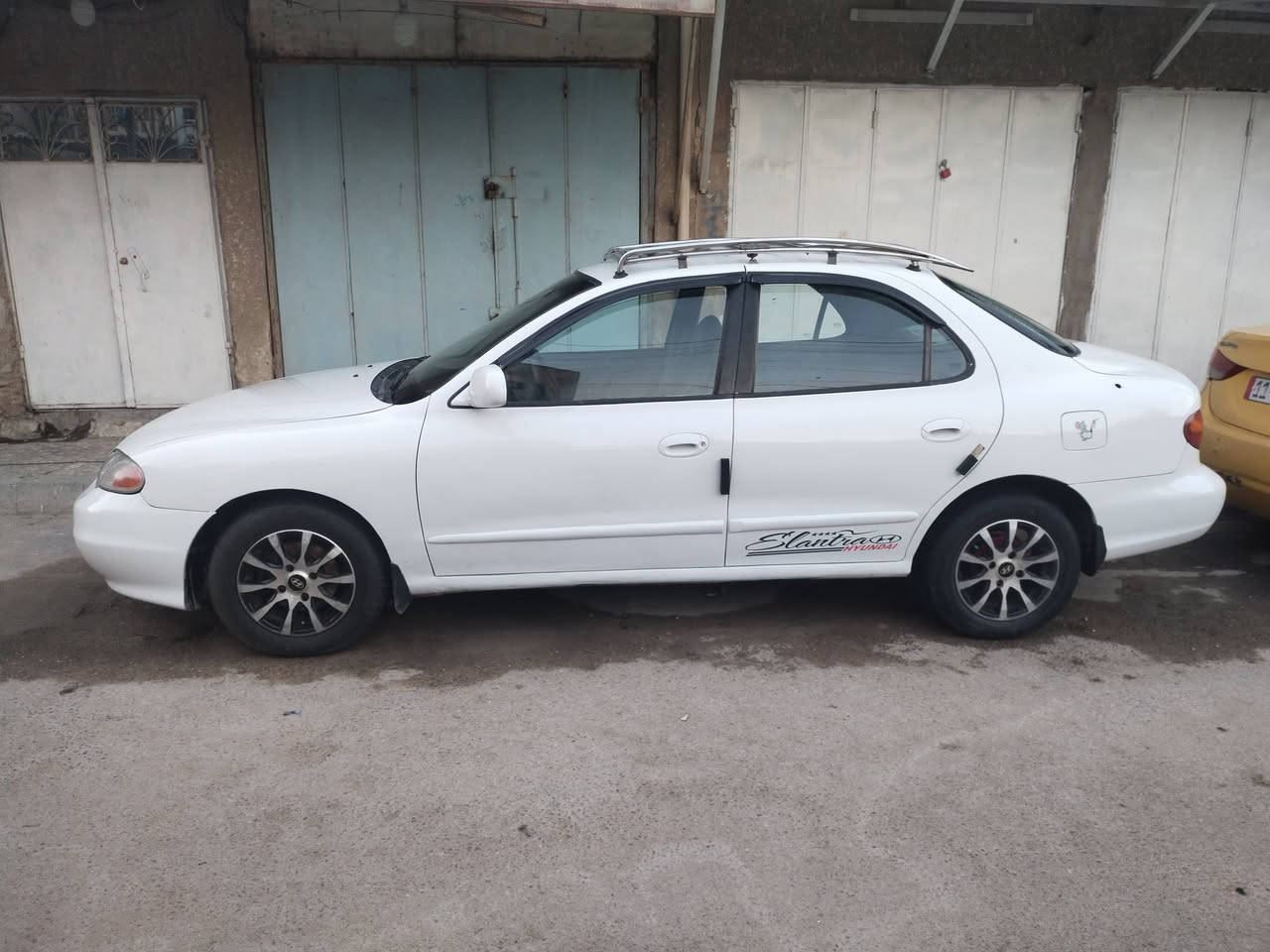 النتره موديل 2000محرك2000 كير اوتماتيك صبغ عام سياره كلش حلوه وناعمه سعرها 50 مكاني البياع المعالف ***********
