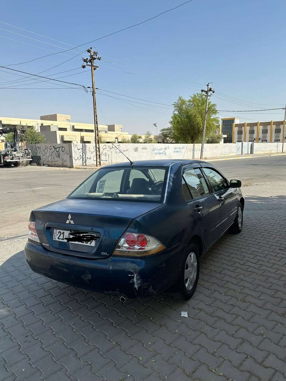 سلام عليكم لانسر موديل 2007 رقم سليمانيه رقم جديد كابون بانزين بي 
محرك جبير 15 گير اتوماتيك تبريد شغال 
سياره مو حيزام ابيع حيزام بدون تبديل بدون دواخل اربعه تيرات جديد حداديه امامي خلفي جديد كهربيات كله شغال 
مكان كركوك
سعر 64 بي مجال 
رقم موبايل ***********  بي واتساب
