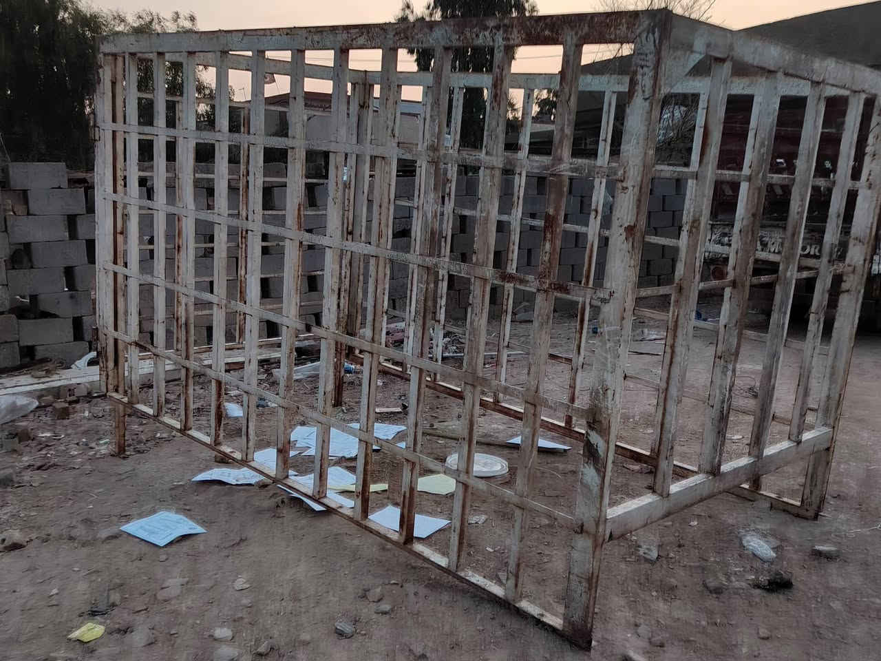 سلام عليكم شباب
عدي محجر كيه فحل للبيع شراي بيك خير ودلل تصل أو 

تواصل وتساب ***********
