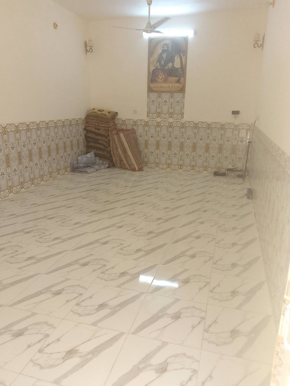 بستان حمود ال ثامر • ٢٥٠م • ٣ غرف