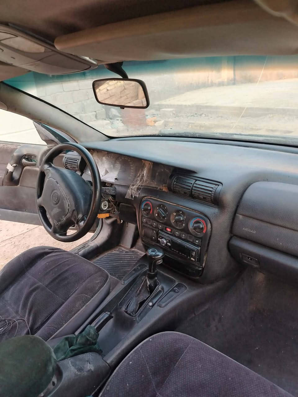 اوميكا 
ستيشن اخضر،غير  محدد 
موديل 1995
كير مكينه بطه اوتوماتيك 
سياره خير من الله  
السعر المطلوب ٣٢ وبيه مجال حك جيه 
مكان محاويل 
***********
