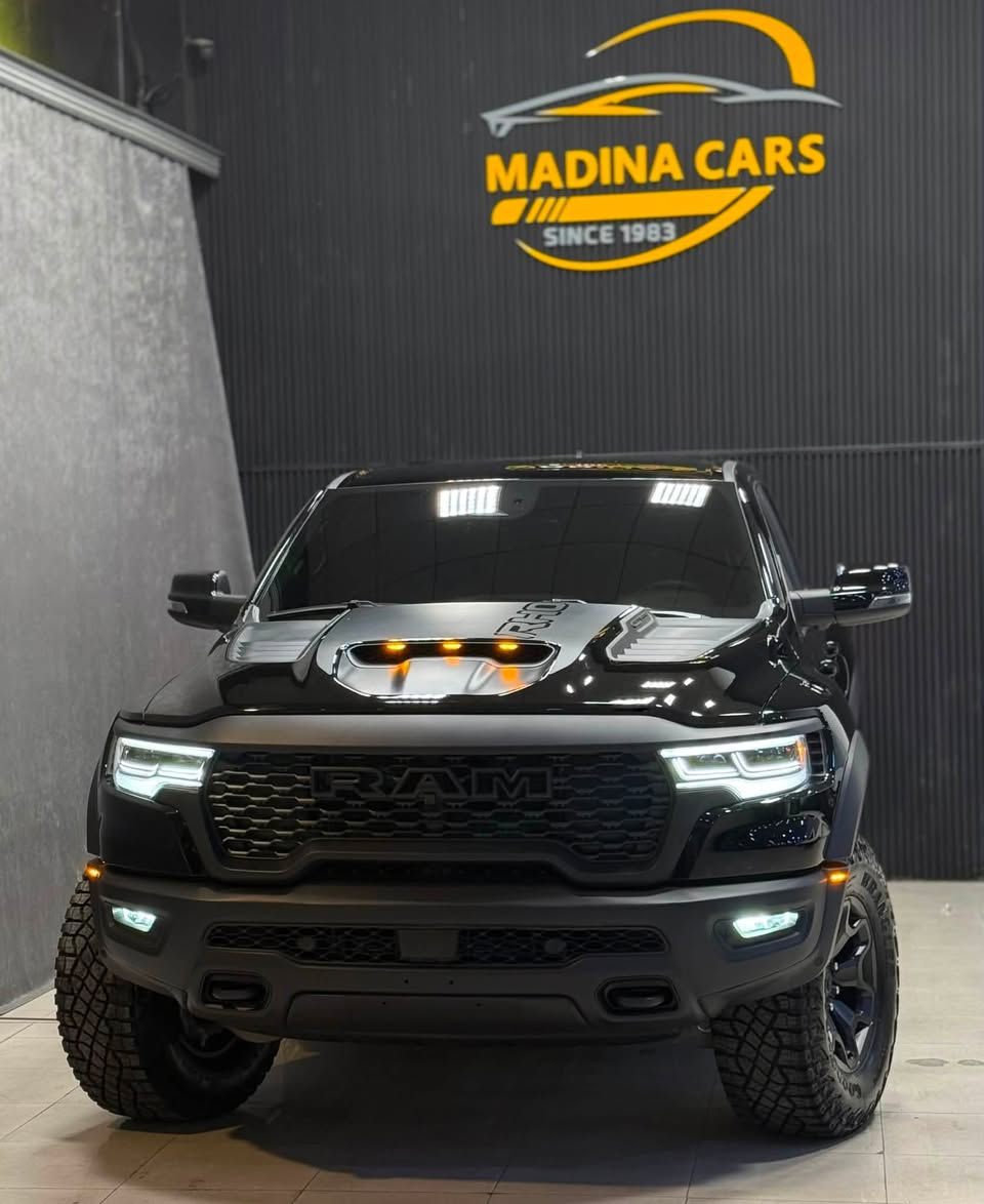 Dodge Ram 
2026 RHO
V6 - 3.0T - 4x4 
540hp

launch control mode ✅ 
بسمە
 شغال
شاشە تیسلا
کامیرە
لایت لید
بگ لایت لید
گیج الکترونی
کوشینات جلد 
کوشینات هیتر
سوکان هیتر
باب طویل
بودی قصیر
دبل اکسل
رادار
ئوتو ستوب
ویل 17

4.000 mile
2 قطعە بدل بلادی
بدون صبغ
سعر 695 ورقە

***********
***********
