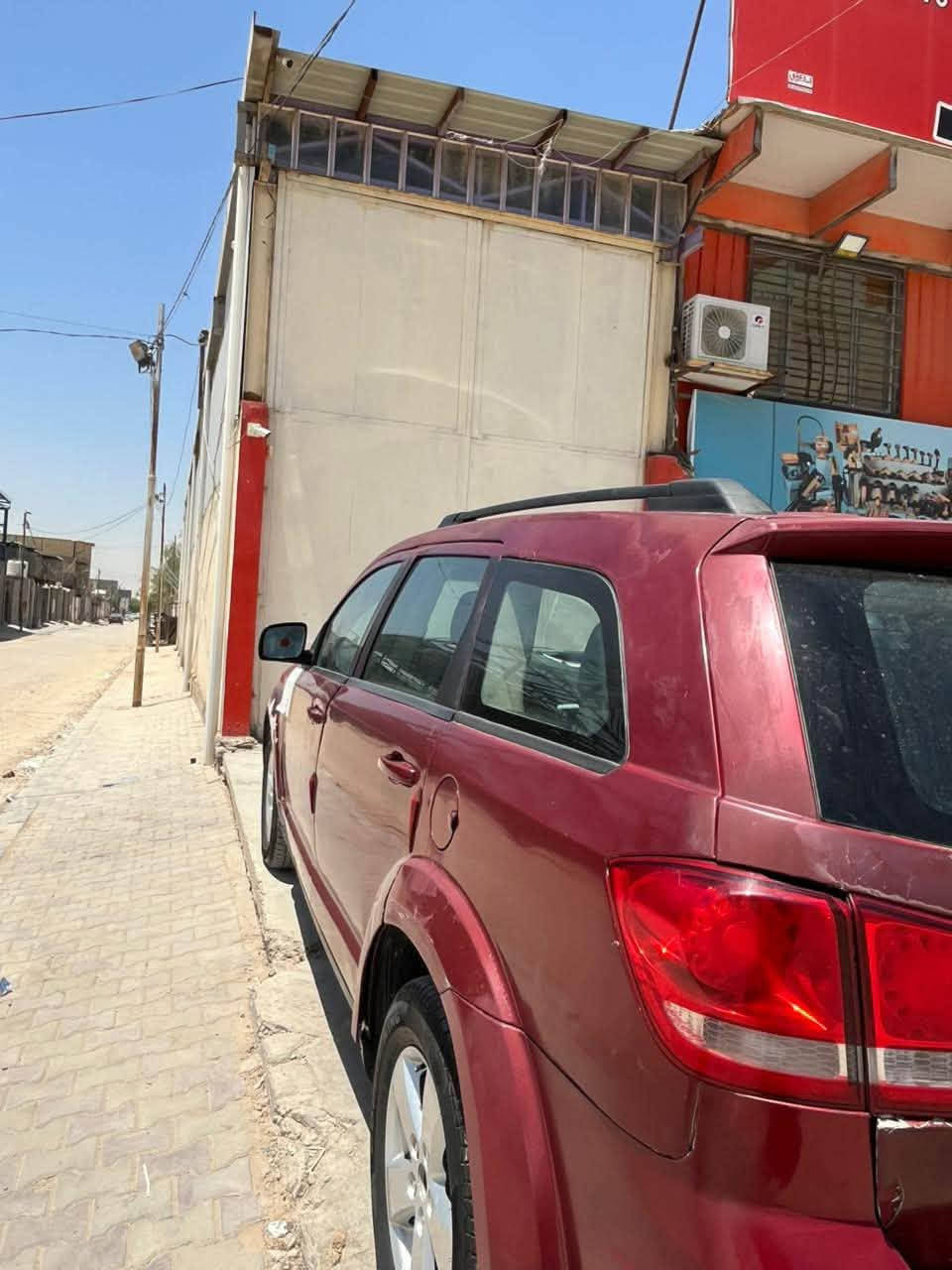 جورني • ٢٠١١ • ٦ سلندر