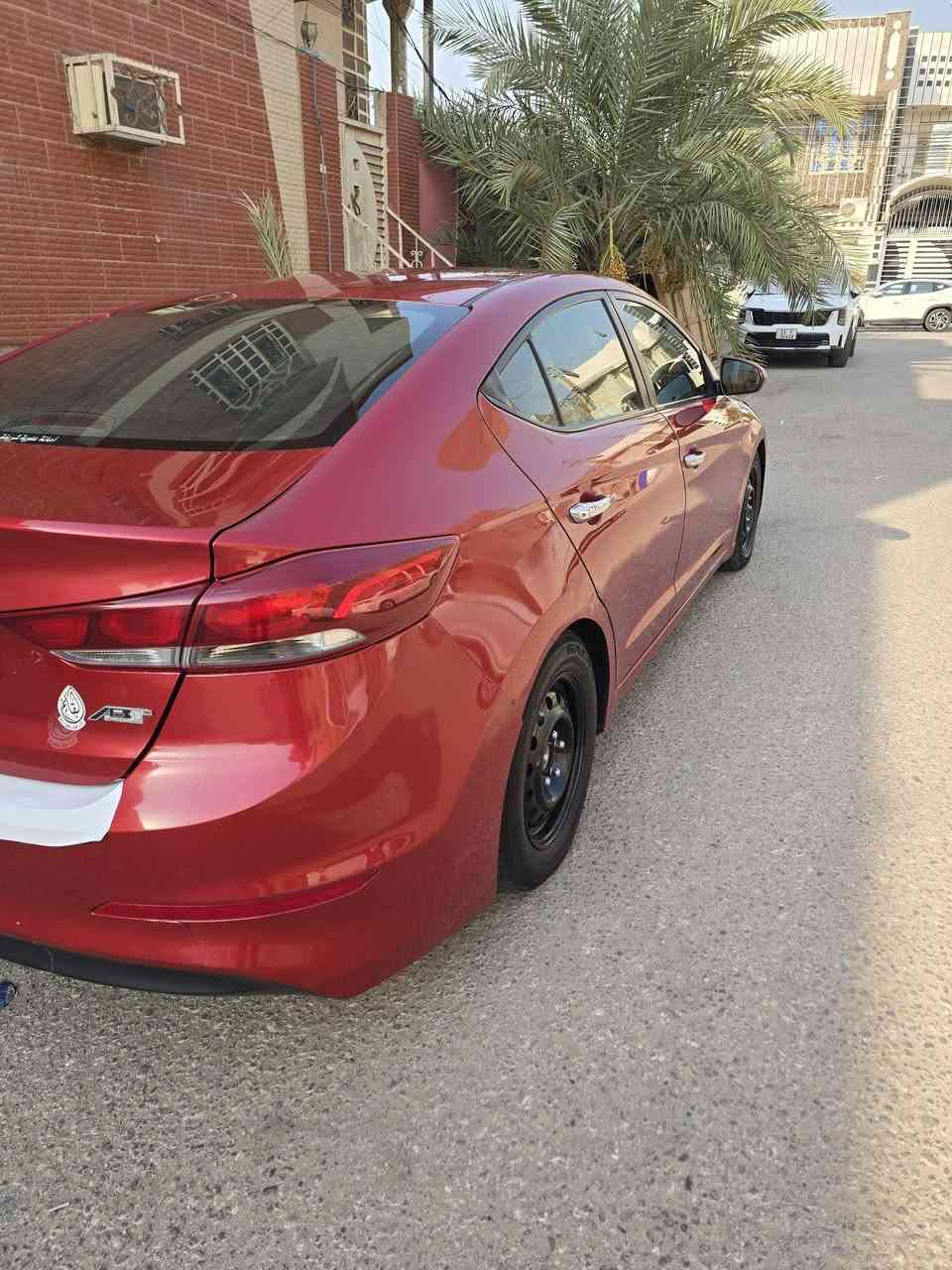 السلام عليكم النترا أمريكي ٢٠١٨  حادثها جاملغ وبنيد جهة السايق والباقي كفاله لا تبديل ولا صبغ محرك ٢٠٠٠ دوش كير At لد نهاري تحكمات استيرن  شاشه وكامره دواره  سياره حلوه  وجاهزه رقمها نجف انكليزي وسياره خير من الله السعر 110 وبيها مجال للشراي  مكان السياره النجف الاشرف للاستفسار اتصل على الرقم ***********
