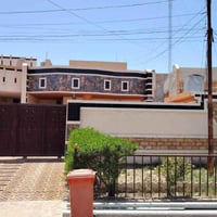 القادسية أبو عقرب • دار طابقين • ٣٠٠م