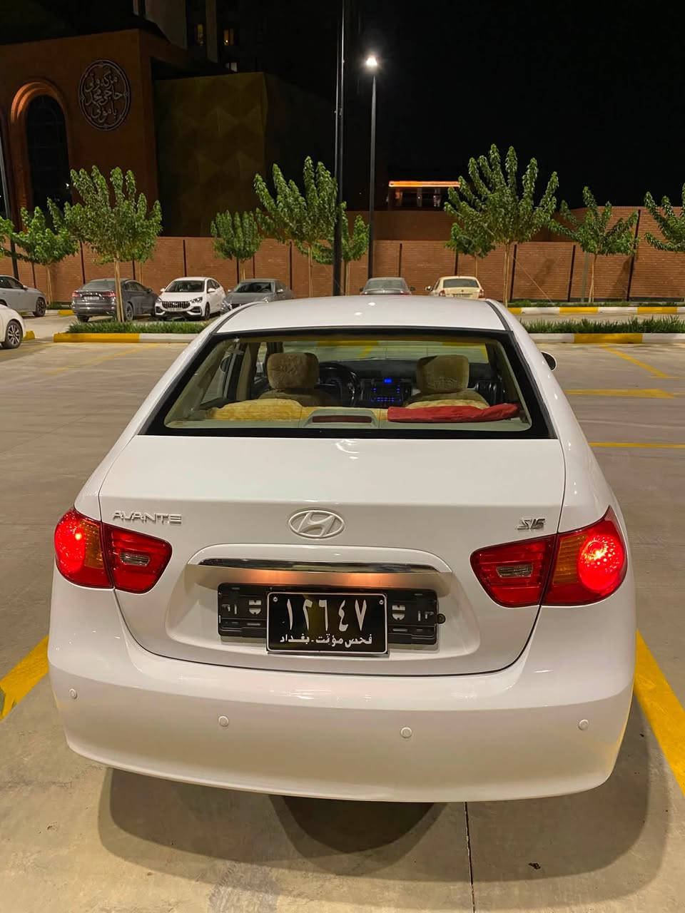 أفانتي • أبيض بيج • بدون حوادث