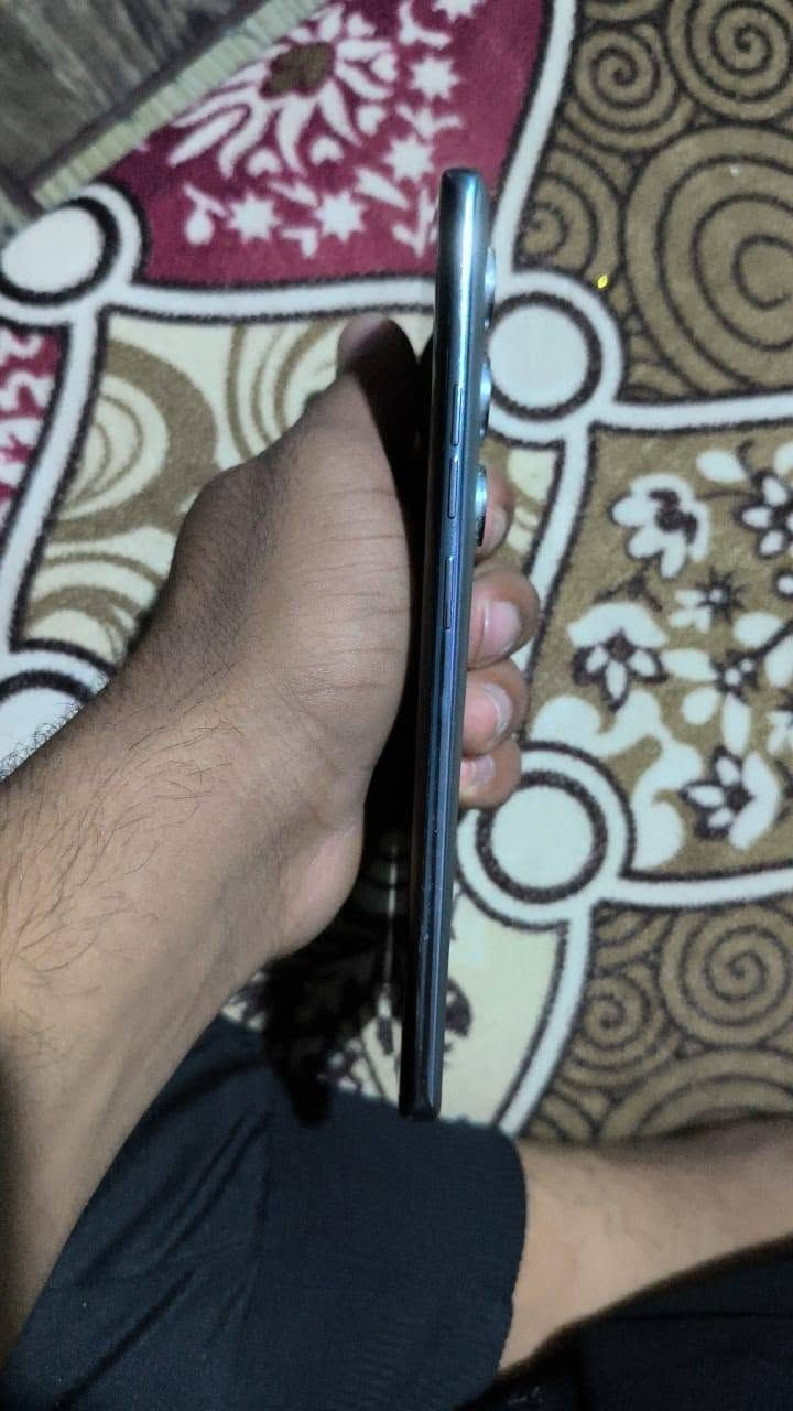 سلام عليكم
‏تكنو كامون 40 برو 5g 
مستخدم  فقط شهر حقيقي)🫴
الجهاز بوضع الوكالة 
‏ المعالج Dimensity 7300 Ultimate  
‏بطارية 5200
‏رام 12+12 /24
‏ذاكره 256 
‏‏ملحقاته كامله كارتون وشاحنه  
‏ السعر : 400ألف  وبي مجال
مكاني الانبار الخالدين 
‏ 
‏للاستفسار/:
  ***********
