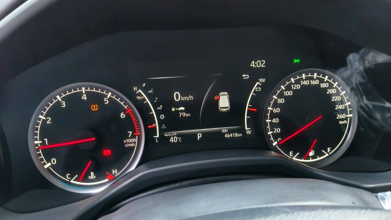 لاندكروز VX • ٢٠٢٢ • ماشيه ٤٤٠٠٠