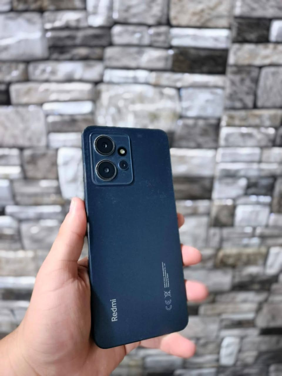 السلام عليكم 
Redmi Note 12
نضافته شوفت عينك 
ذاكره 256 والداخليه 12
بطاريه 5000 
شاشه 120 هيرتز مستبدله اصليه وكاله شوفت عينك شلون حلوه 
سعره ( 155 ) وبي مجال 
مكاني حله رقمي( *********** )
