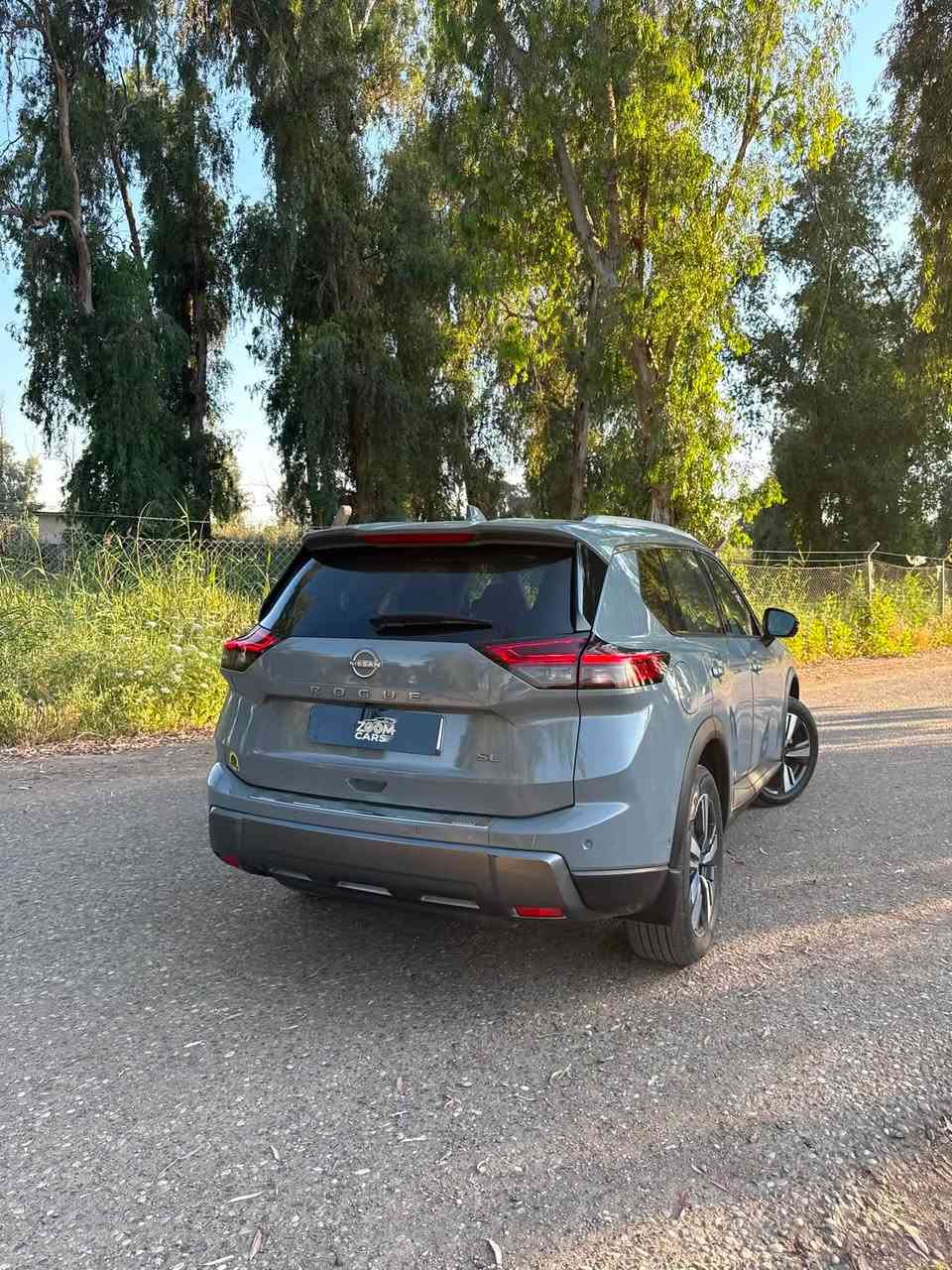 بيع مستعجل بسعر مناسب جوا السوك
ملاحظة 🚨غير متواجد ع الفيسبوك 
الشراي يتصل***********☎️
نيسان روج اسمنتي SL 2024
مواصفات فووول 1/1
• بنوراما
•كاميرات ورادات 360 درجة
كيجات دجتل
حساس صندوق
شحن لاسلكي
شاشه كبيرا
نحديد مسار
نقطع عمياء
هيتر كشن
هيتر ستيرن
كشنات خزن
كشنات كهرب
كشن ترحيب
نضام التتبع
تثبيت سرعه
شفتات بالستيرن
ضرر السيارة : قطعتين صبغ فقط بدون دواخل بشرط 
رقم اربيل تحويل مباشر 
كير ومحرك ذهب بشرط
السيارة ماشية : 19,000
