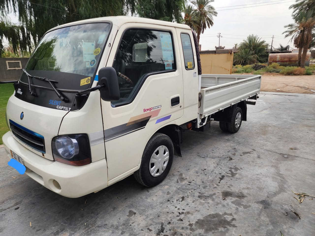 للجنايه فقط 
كيا ام عيون موديل 2002 رقم بغداد بأسمي تحويل مباشر ملاحضات بسيطه بالدوسات ومعمره والباقي مكفول كفاله عامه كير محرك شاصي واكسن  
لا تنقيص ولا تبخير 
سعرهه 83$ 
بيها مجال بسيط 
السياره ربع واحد ما تصرف عليهه بشرط 
للتواصل واتساب او الاتصال على الرقم التالي 
***********
