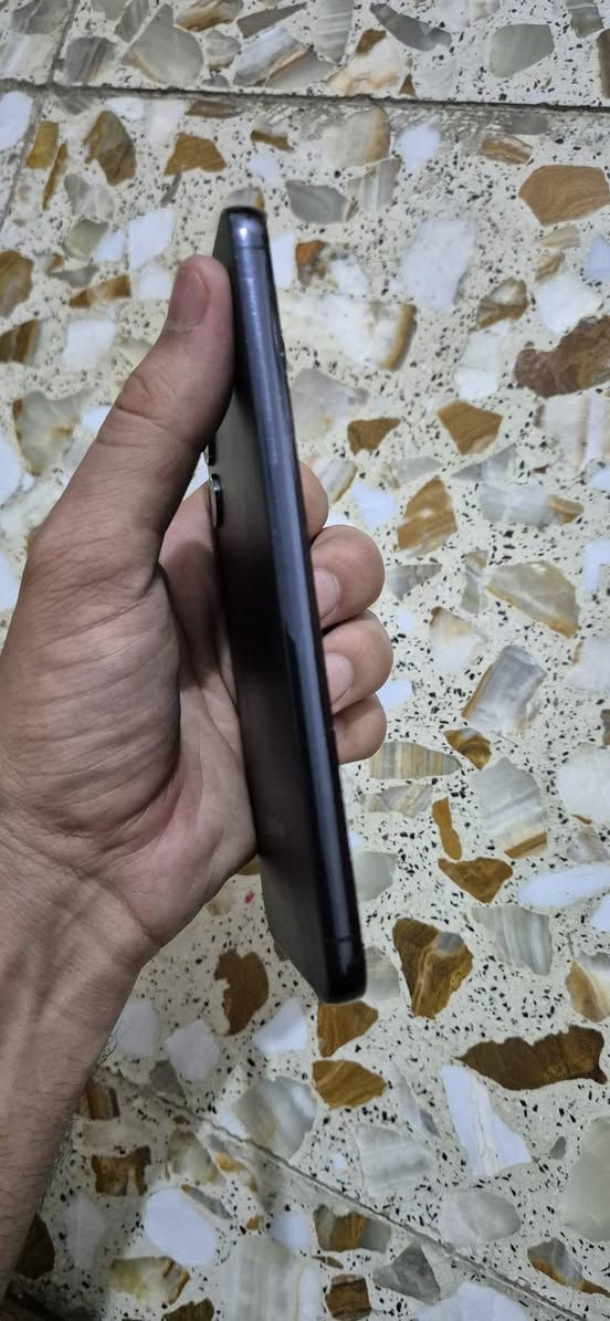 📱 للبيع Samsung Galaxy S23 Plus
🔹 النسخة: أمريكي
🔹 الذاكرة: 256GB

🔹 الحالة: نظافته مثل ماموجود بالصور

💰 السعر: 475 ألف دينار وقابل للتفاوض 
بدون ملحقات بدون ملحقات فقط جهاز

📍 العنوان: بابل/ قضاء الهاشميه 
📞 رقم الهاتف: ***********
