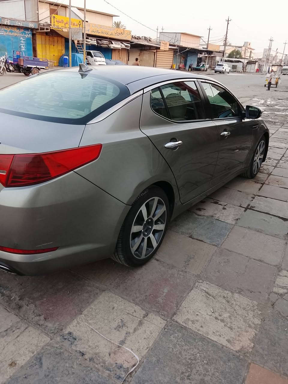 كيا اوبتيما موديل 12 امريكي  رقم بغداد  مكينه 2400 سياره بها 4 قطع صبغ بدون دواخل
جاهزه كير مكينه حداديه تبريد تخم تاير كله جديد  السعر 80وبيه مجال بسيط مكاني بابل سياحي قريه الساده رقم الهاتف ***********
