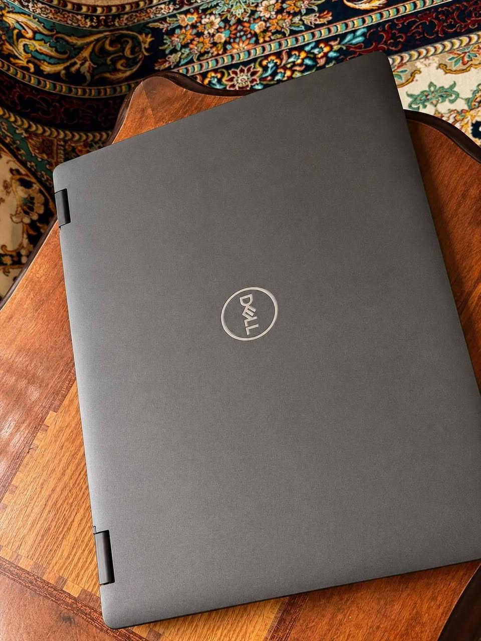 🔥 لابتوب مواصفات راقية للبيع (لمس وقلم) - بسعر مناسب 🔥
💻 المواصفات الأساسية:

المعالج: Intel Core i7-8665U (جيل ثامن، أداء سريع وممتاز)

الرام: 16GB (مثالي للمهام المتعددة والبرمجة بدون تعليق)

الخزن: 512GB SSD (سريع جداً بالإقلاع ونقل البيانات)

كارت الشاشة: Intel UHD Graphics 620

الشاشة: تدعم اللمس (Touch) بـ 10 نقاط + دعم استخدام القلم ✍️ (ممتازة للطلاب والتأشير)

النظام: 64-bit جاهز للاستخدام.

📌 ملاحظات:

الجهاز عملي جداً، يخدمك بالدراسة، الاستخدام المكتبي، والتصفح.

للأمانة: البطارية حالتها متوسطة وتمت مراعاة هذا الشيء بالسعر.

📍 المكان: (النجف الأشرف) توصيل محافظات موجود( إذا جنت بالنجف تكدر تستلمها مباشر
💵 السعر: (375 بيها مجال )
📞 للتواصل: ( *********** واتساب  )
