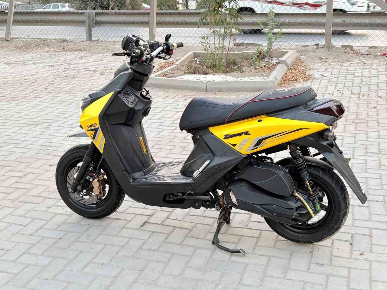 Yamaha BWSR.125CC
يوماها سكنز جبلي حديث 
125cc
وضع وكاله 
عليه تزويد ابلاد 
كلشي واضح بلصور 
لاخاص ولامستعجل (سوالف القفاصه)
السعر ٢ مليون و٣٠٠ الفة
وبيه مجال قليل لشراي 
بغداد الكرخ 
***********
