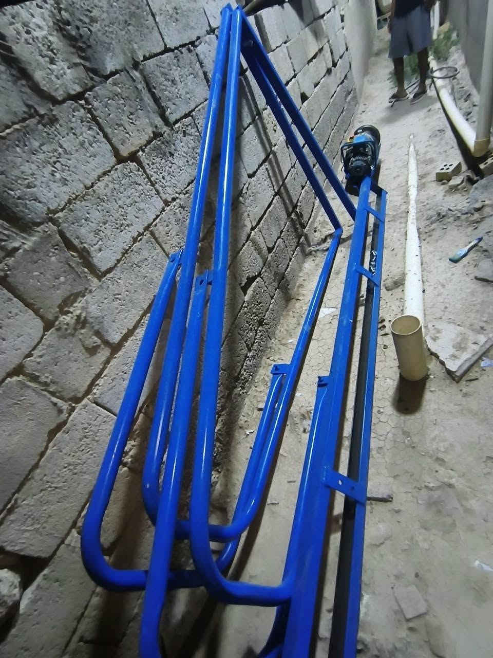 شباب ونج يطالي للبيع ويه 3عرباين لحديد لثغيل شباب لونج نضيف ولعرباين تفصال جديد حته بعدهن مالحمهن مال ونج شباب ونج ىايده 1050وبي مجال لعنوان بغداد لرقم ***********
