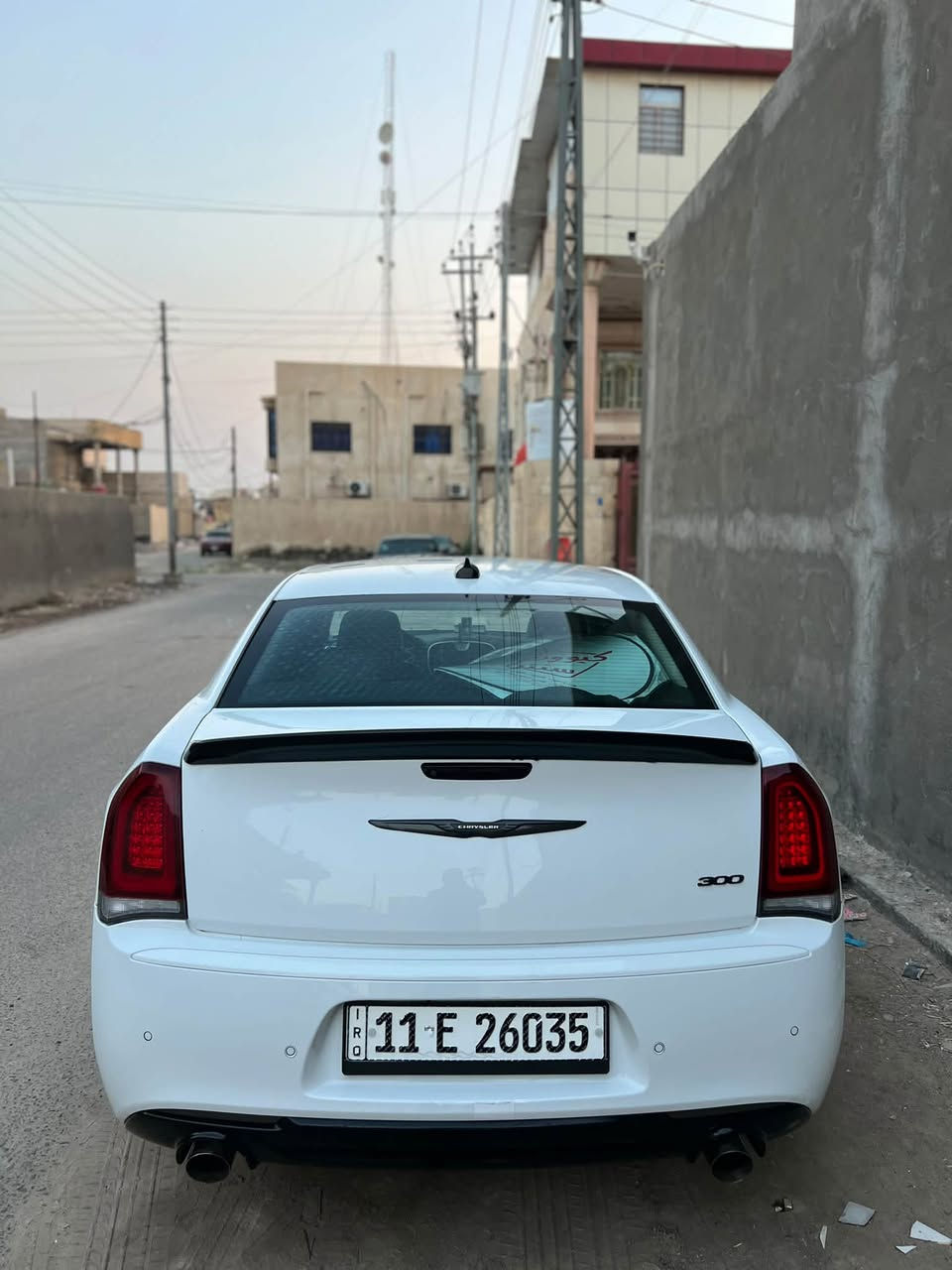 السلام عليكم للبيع  اوباما موديل 2022 اصل تو ويل 6 سلندر
حادث جاملغ وبنيد فقط 

مواصفات فول عدا الفتحة 

كشنات جلد + كهرباء 
كشنات تدفئه 
كشنات خلفيه هيتر 
رادار امامي 
رادارات جوانب 
تحديد مسار 
مثبت سرعه
تخم تاير ويل جديده
شاشه جبيره + كاربلاي 
تشغيل عن بعد 
حساسات امامي خلفي

كير مكينه حداديه كفاله ماشيه 87 الف سياره جاهزه وما بيه نقص من جميع النواحي مكان البصرة باسمي 

السعر 225 ورقة وبيها مجال  
للاستفسار ‭‬ *********** /***********
