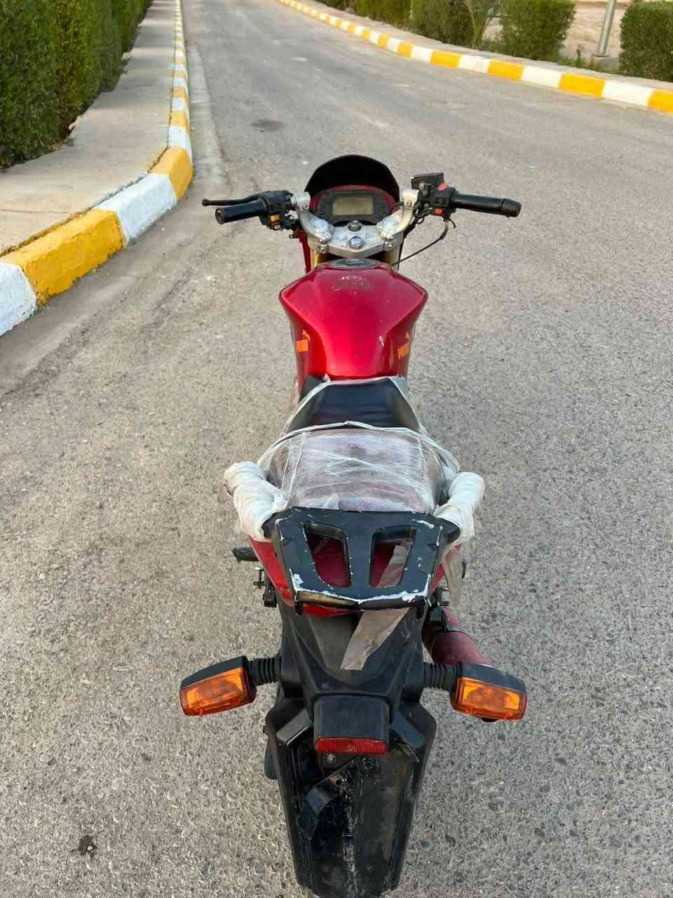 للبيع دراجه دايون بطحه
موديل 17
السعر 550بي مجال 
اذا اكو مراوس حسب القناعه 
رقم الهاتف ***********
