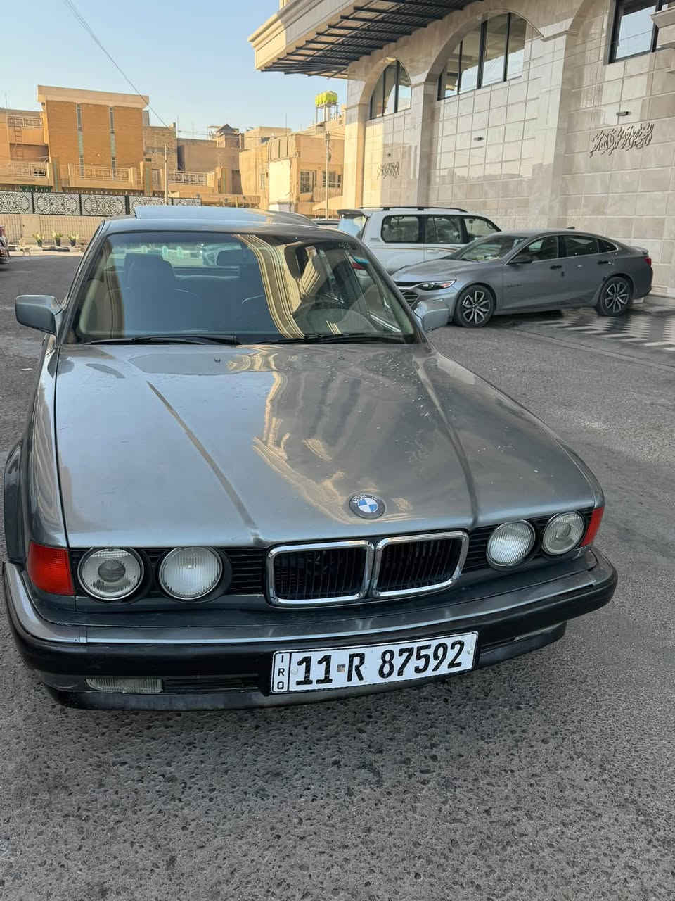السلام عليكم BMW 740 موديل 1993 كير ومكينه مكفولات بدون حادث كهربائياته كله جديده تخم تاير حداديه جديده السياره بسمي مشروع وطني السعر 55 وبيه مجال ***********
