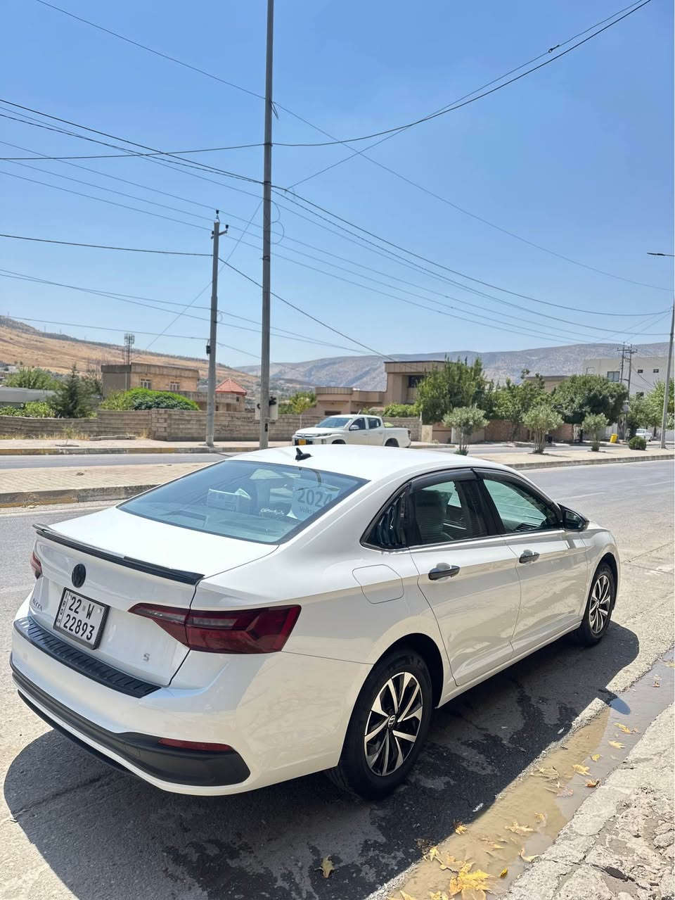 جیتا 2024 S 
32000km ڕۆیشتیە 
بۆنیت و جاملغی لای سایەقی  سبوغە بەبێ ژۆرێ ئێرباگی سوکان و شانی تەقیوە 
وئێرباگی دەشبولی نەتەقیە
گێر و مەکینە و ڕادێتەر و بەردی گزۆزی بە شەرتە
سەیارەکە حیسابی سفری لۆ بکە زۆر زۆر خاوێنە 
داوای 154 وەرەقەی لێدەکەم و مەجالەکی زۆر زۆر 
کەمی تێدایە
*********** 🤳🏻
____________________________ 
عربي 
جيتا 2024 S 
32000km ماشي 
صبغ بونيت و جاملغ امامي جهت السايق بدون دواخل
ئيرباگ  ستيرن وتكمة طاكة 
گير و محرك راديتر و حجر البيئة كلهة. بشرط ١٠٠/١٠٠
السيارة مثل زيرو  كلش نظيفة 
السعر ١٥٤ ورقة و بيها مجال كلش كلش قليل 
 *********** 🤳🏻 سوران, أربيل
