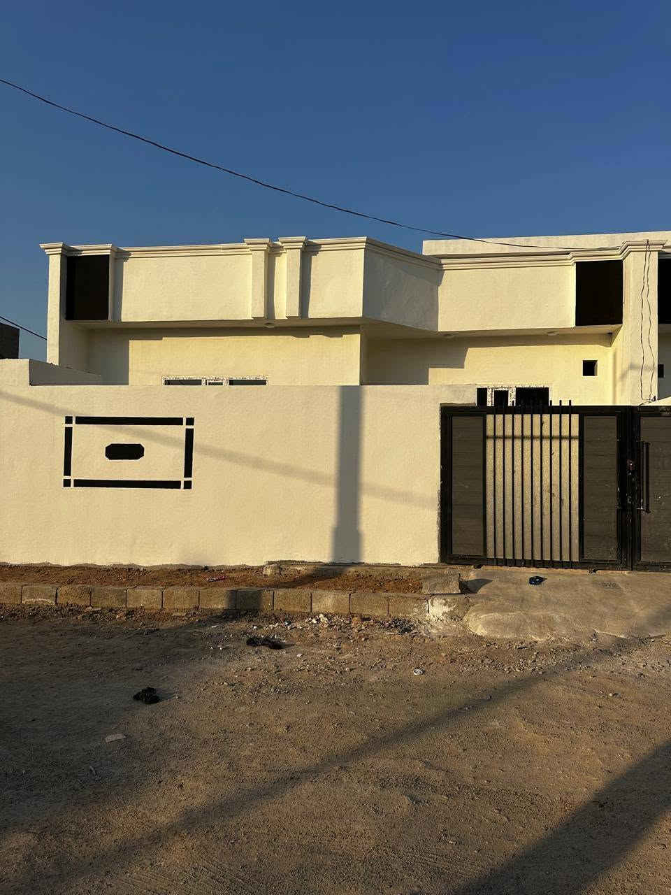 🏡 للبيع بيتان جديدان – بناء حديث
يتوفر بيتان جديدان للبيع، مساحة كل بيت 125 متر مربع، بتصميم مرتب وبناء جديد.
🔹 تفاصيل كل بيت:المساحة: 125 م²
• غرفة نوم
• صالة استقبال
• هول
• مطبخ
• بناء جديد
📍 الموقع: [الحويجة - البگاره]
💰 سعرالبیت الواحد : 33 مليون 
📞 للأستفسار: ***********
