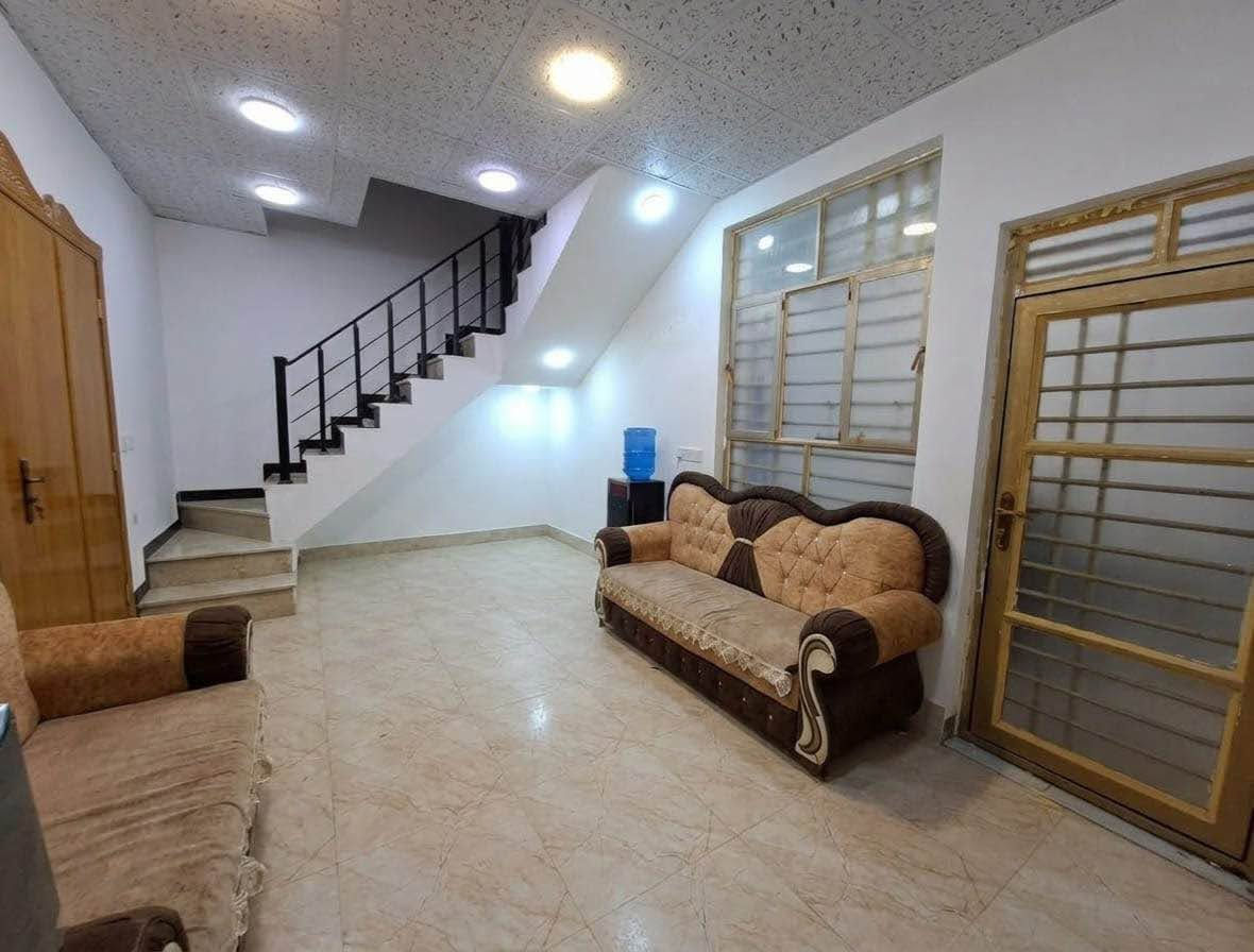 بيت النجف • ١٠٠م • قرب المطار