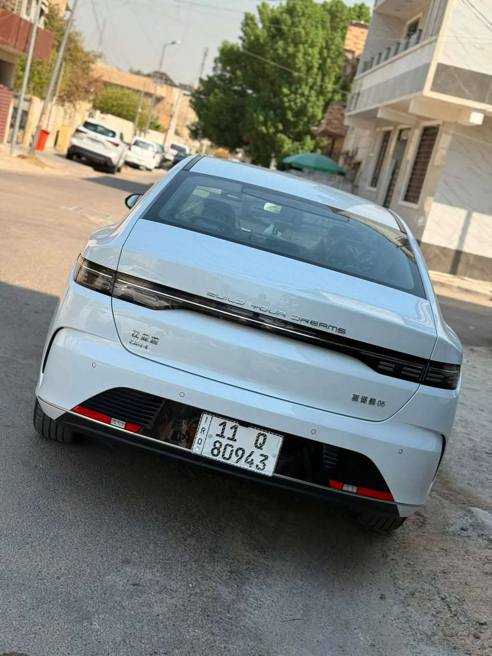 السلام عليكم 
بي واي دي BYD دستروير 2025
فول مواصفات مرقم بغداد باسمي ومكفوله من الصبغ والتبديل والحالوب 
والبارد والشخوط 
عدتها كامله مكمله ومسويلها ادامه جديده من دهن وفلاتر 

بصمة تشغيل وابواب وكارت تشغيل 
داخل جلد لونين
ويل كروم
ماشية 5  الاف  كيلو
السعر  20500 مليون دينار عراقي 
الاتصال ‭***********‬
بغداد / الاعظميه
