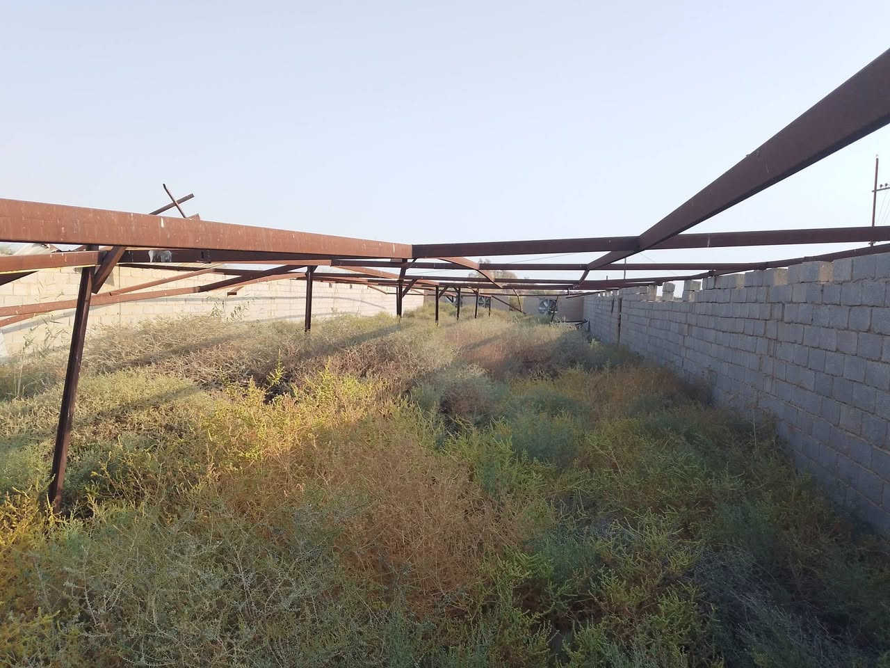 حديد كيربي • بحالة جيدة • كوت الدجيلي