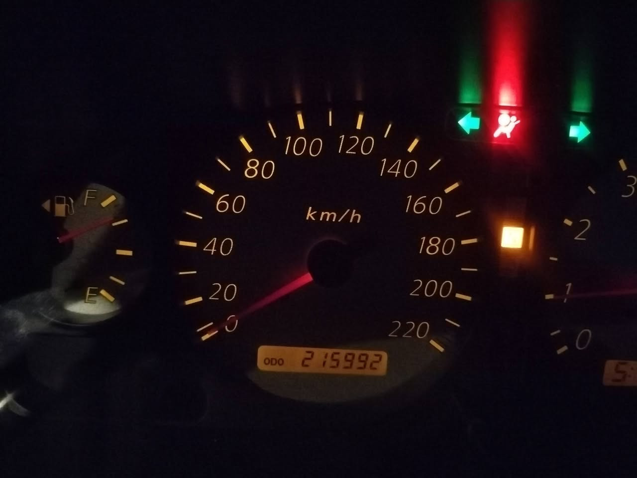 تحيه طيبه...
سني للبيع 2008
كير اوتماتيك 
لون صدفي 
ماشيه 216
استخدام شخصي صبغ قليل موضح بصور 
سياره بأسمي.. 
سعر 98.. 
سياره جاهزه وبلعافيه علياخذها... 
***********
