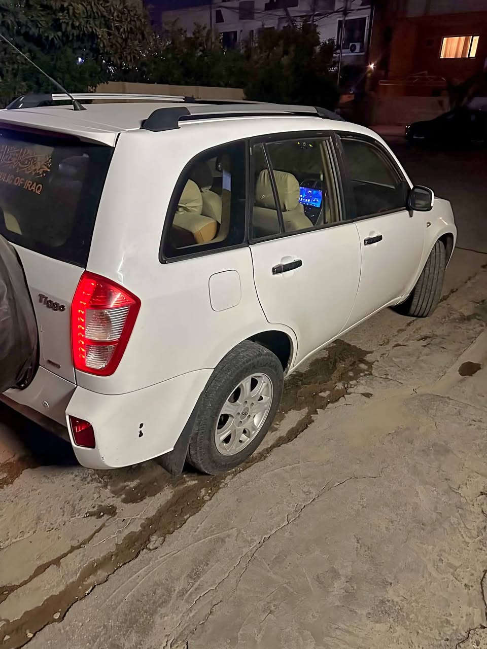 تيكو موديل 2015كير ميكانيكي 
رقم الجديد سنويه لل2031مشروع وطني ثاني يوم احولك 
 مكفولة كلهة شغالة تبريد خير من الله
 تخم تاير كهربائيات كلهة شغالة 
دوشمه جديده
شاشه 
مكينة خير من الله  وبيها طخات ضاهريه خفيفه ماشية ١٧٤
الف السعر ٧٢ وبيهة مجال حك الجية مكاني بغداد  وهذا رقمي ***********
