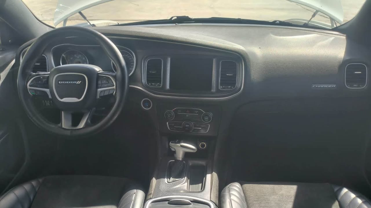 السلام عليكم
جارجر كندية sxt موديل 2017 سياره داخله كلين صار بيه معجون كد اصبعين بالجاملغ الخلفي فقط بدون ايرباك ماشي 133 الف سياره جديده وجاهزه من كلشي رقم اربيل هزه جديده وسنويه جديده 
اخوان مكلف بالنشر وما عندي كل معلومات عليه وهذه رقم صاحب السياره ***********
