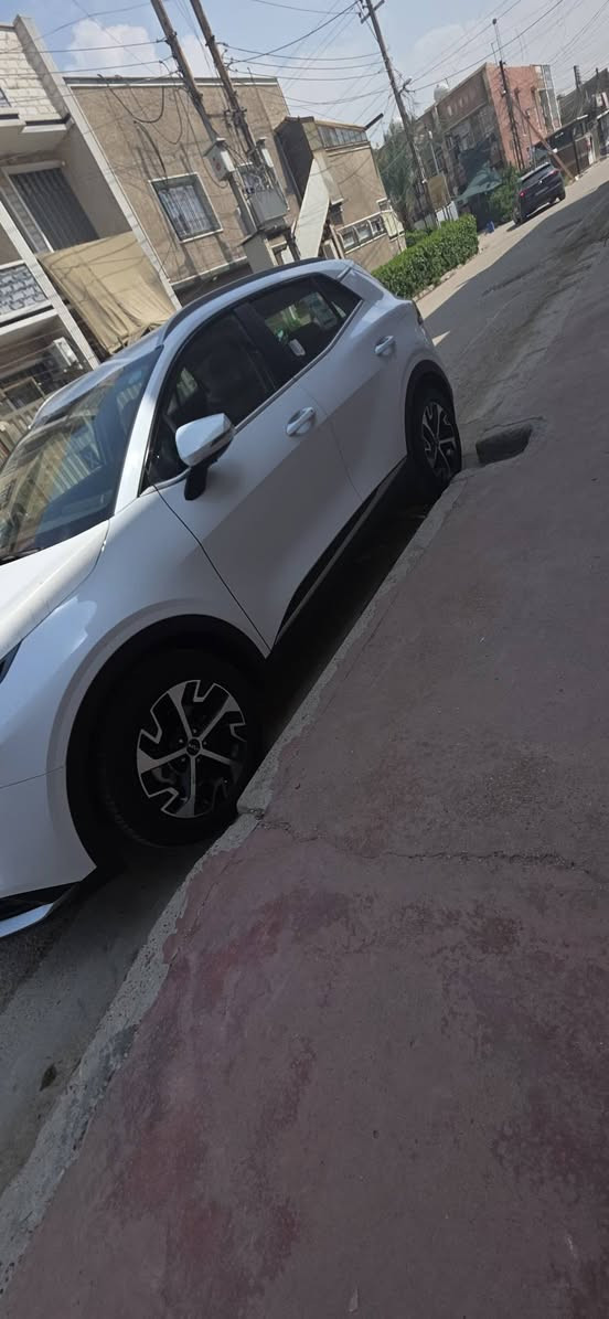 كيا سبورتج خليجيه ٢٠٢٥ نص مواصفات داخل اسود رقم سليمانية سنويه بسمي مكفوله كفاله عامه ماشيه ٣٢ الف مكانه بغداد الشعب سوق شلال ***********

