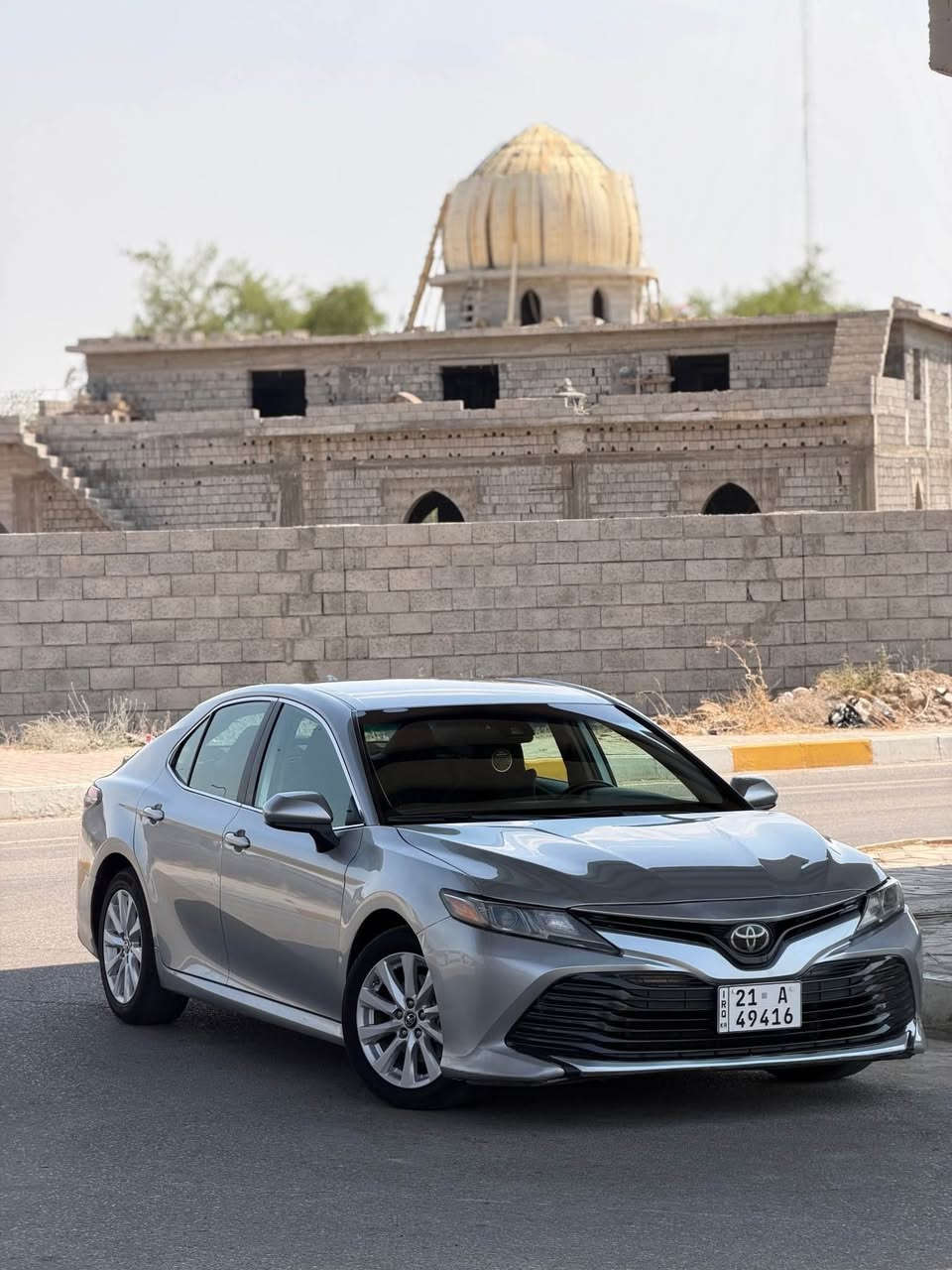•  2019 CAMRY LE وارد امريكي
•  ماشية 77 الف
•  ضرر جامرلغ وبونيد فقط - بدون دواخل وبدون ايرباك
•  رقم سليمانية
2. مواصفات ميكانيكية رسمية:
•  محرك 2.5 لتر 4 سلندر 203 حصان ￼
•  كير اوتوماتيك 8 نمر ￼
•  صرفية 28 داخل / 39 طريق / 32 معدل ￼
•  ويل 17 انج الومنيوم ￼
•  صندوق 15.1 قدم
3. مواصفات الرفاهية والسلامة
•  رادار + مانع تصادم + مثبت سرعة رادار ￼
•  تحكم مقود كامل ￼
•  كرسي السايق كهرباء ￼
•  شاشة + كاميرا + بلوتوث + WiFi 
*********** كركوك, العراق
