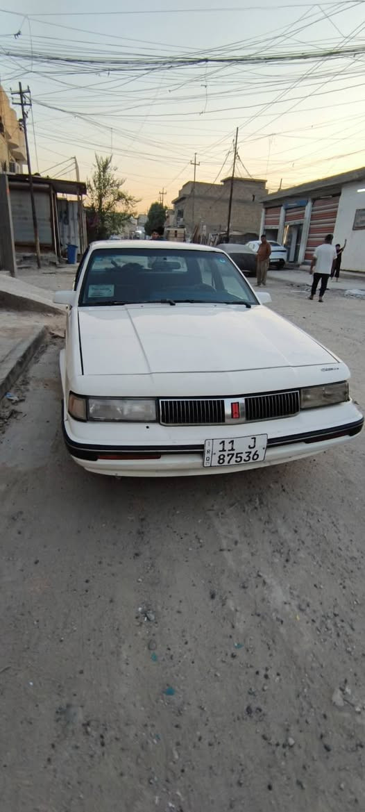 السلام عليكم سيارة اولدز موبيل 1990للبيع نضيفه 
مكينه وكير مكفولات تبريد جام كهربائيات كله شغال
سعرها 35 مكان بغداد مدينه الصدر
***********
