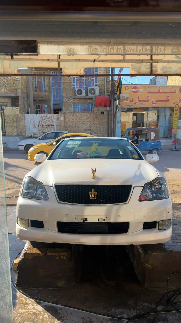 شاهينه 2004فول 3دكم مكفوله من الكصه قرار102 ميسان شاصي 182 السعر 180 وبيها مجال
***********
