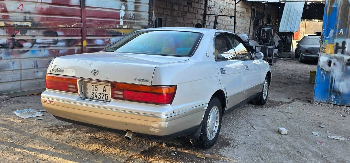 سلام عليكم بطه موديل 1995 رقم انبار انكليزي سياره مكفوله من ضربه وكصه ونقل جثه سياره جاهزه مكينه وكير حداديه جديده تخم تاير كهربائيات كلها شغاله تبريد شغال السعر 50 مكان السياره كربلاء ***********

ومراوس حسب القناعه
