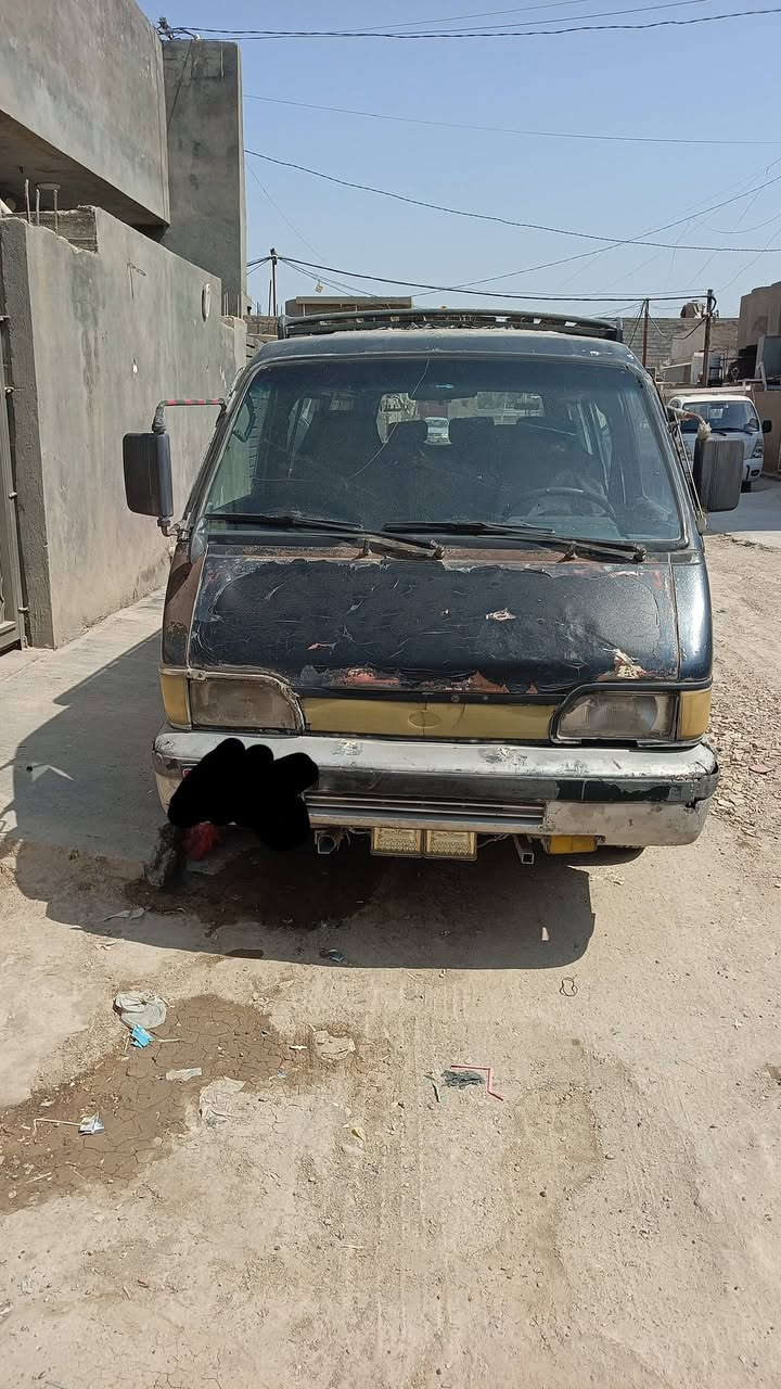 كيا بستا 94 باسمي سنويه تسقط بهذا الشهر سعرها 30 وبيها مجال ***********
