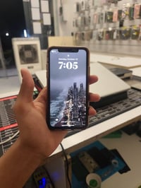 آيفون XS • ٦٤ جيجا • فيس ايد عاطل