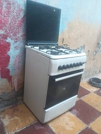طباخ ٤عيون • فرن • الحسينية مسقط