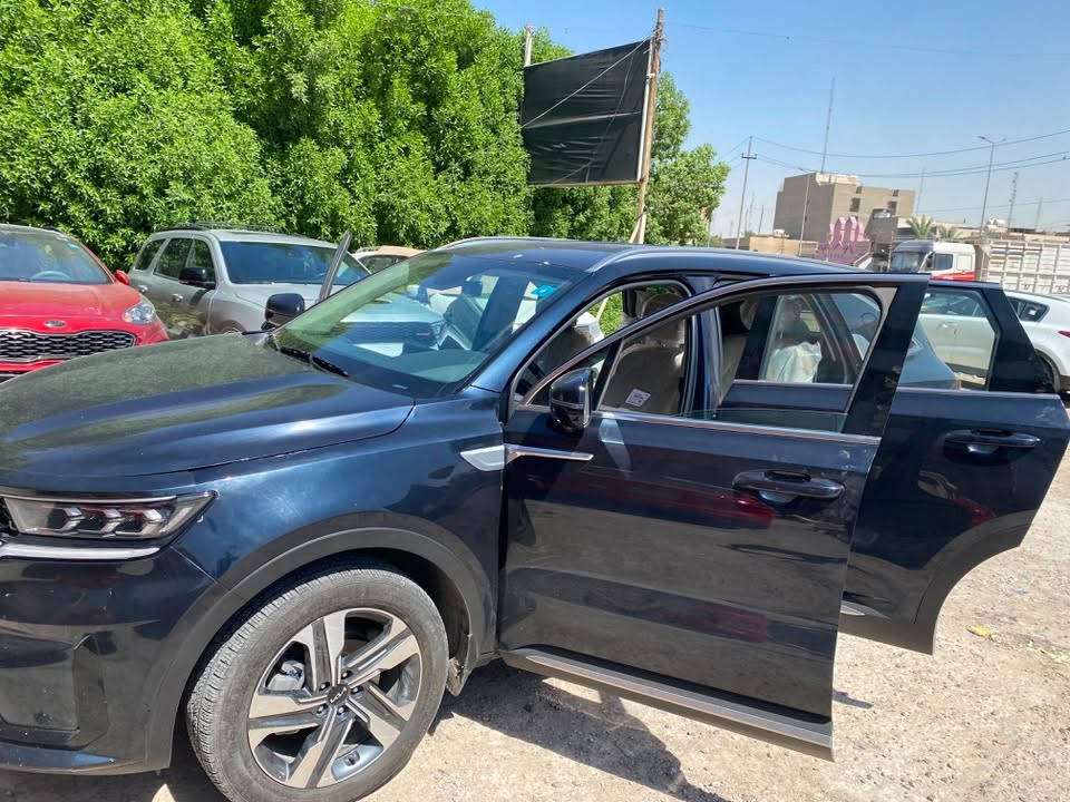 السلام عليكم
للبيع او مراوس
سورنتو امريكي 2024 هايبرد
حادثها جاملغ وبنيد بسيط بدون دواخل
رقم بغداد بأسمي
فول الفول عدا البانورما
7 راكب 
كراسي جلد داخل اببض
كامراه امامي وخلفي وجانبي 360 
شاشه كبيره كاربلاي 
حساس امامي خلفي 
كشنات تدفئه + تبريد
رادار امامي وجانبي وخلفي
صندوك كهرباء  
السيارة ماشية 18 جديدة ما ناقصها شي
السعر 230$ وبي مجال
للأستفسار *********** واتساب
غير متواجد ع الفيس
