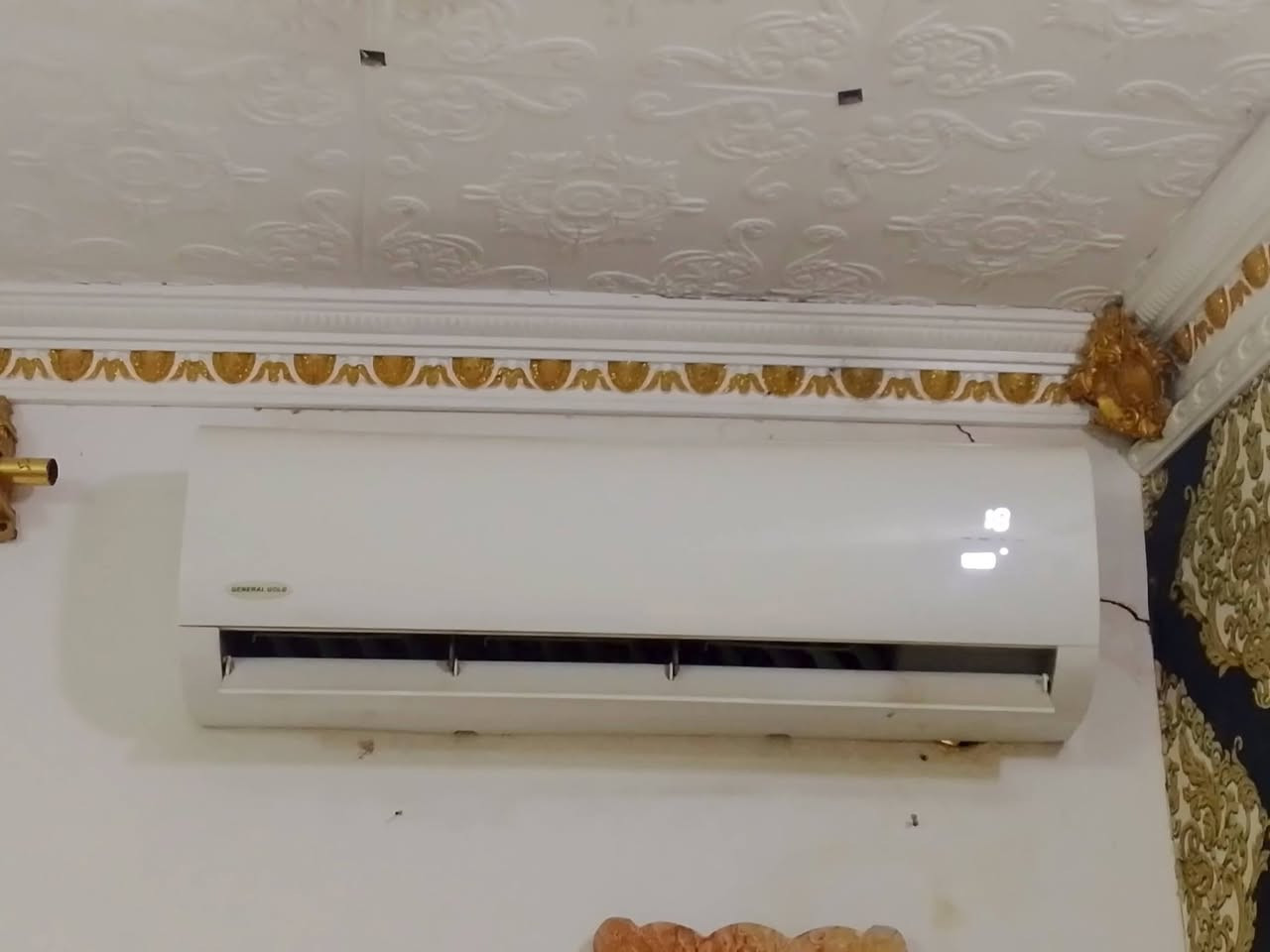 السلام عليكم يوجد لديناا سبلت مستخدم قليل الاستعمال  2 طن.  وب سعر مناسب ولي يريد يتواصل  على الرقم التالي --***********...
