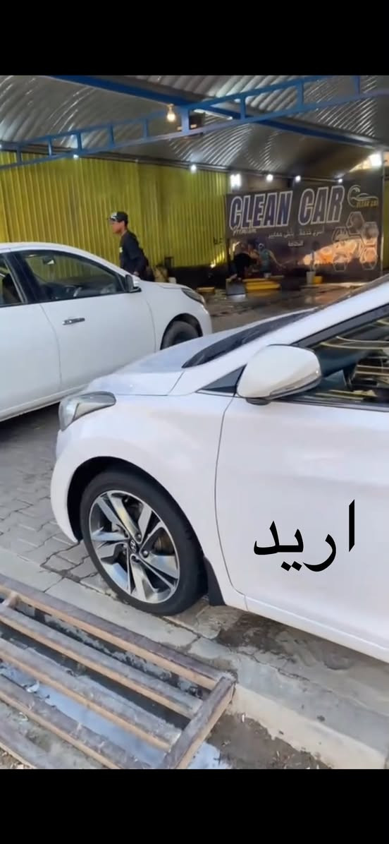 سلام عليكم عدي هاذ الويل الـ١٦ رايد مراوس بهاذ ال١٧ العده يتفضل ❤️.

نص مكتوب في الصور:
- عدي
- اريد