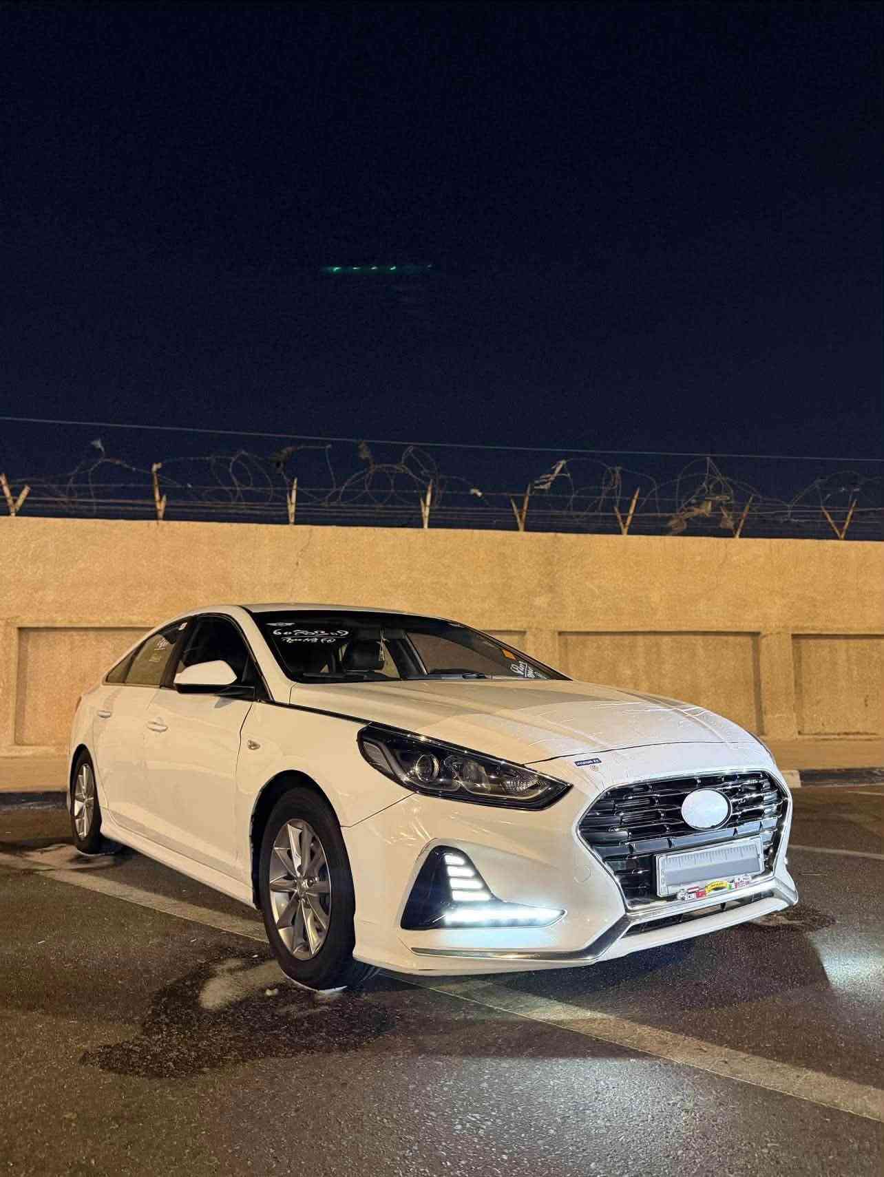 سوناتا sonata 2019
موديل 19 بانزين بانزين محرك ٢٠٠٠ دوش

ادوات كصه جنطه متومه ارقام وسنويه شمالي لحيم باجات

مواصفات حلوه 
شاشه 
تحكم استيرن 
مري شفط واشاير بلمري
حساسات خلفيه
كشنات جلد 
تبريد قطعتين تدفئة وتبريد كشنات 
تخم تاير جديد حداديه جديده 
كير مكينه كفاله 
تبريدها ثلج 

سياره دخول جديد وجاهزه للاخير 
مابيها اي نواقص  

مكاني البصره السعر وأي استفسار متواجد((***********))
