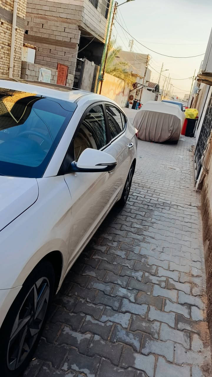 النترا للبيع 2019 سيارة خليجي فول موصفات
بصمة/فتحة /ابواب بصمة/صندوك بصمة/تحكم ستيرن/ حساسات امامي خلفي/لايت زنون/ كير مكينة مكفولات  ماشية ١٦٠ الف حقيقي  
السيارة مكفولة ما عدة شبر بل بنيد صبغ بدور ضرر داخلي  
رقم اربيل بسم شركة سنوية ل ٢٩  
السعر 145 مكان السيارة البصرة البراضعية السيارة نضيفة بمعنة الكلمة جاهزة *********** واتساب فقط
