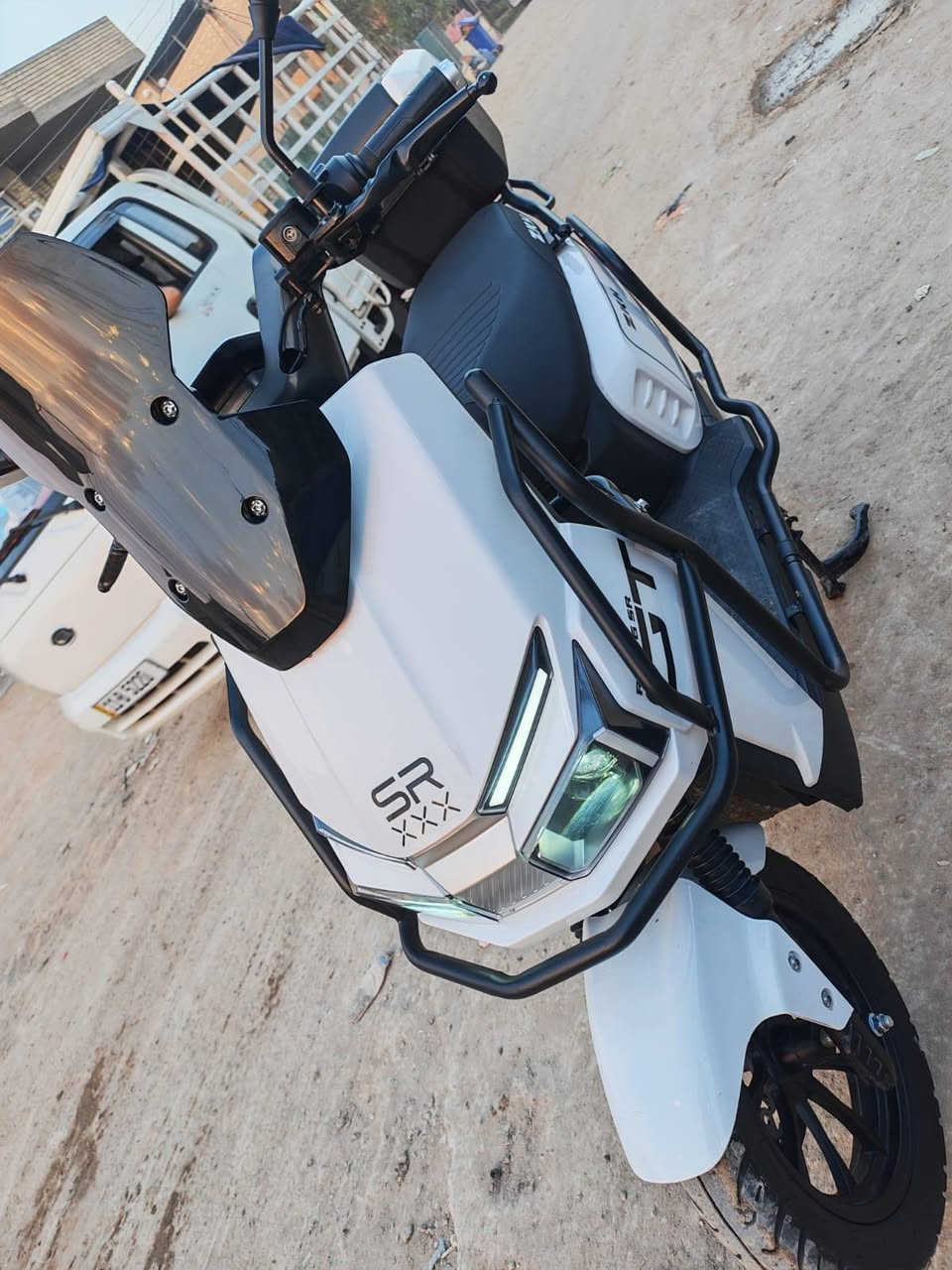 صاعقه موديل 26 اخت الزيرو يعني من اكلك جديده  بل كارتون السعر اتصل او خاص او وتساب *********** المكان بغداد ابو غريب خرنابات
